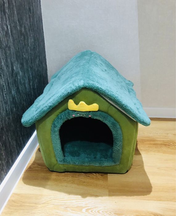 Домики для  кошек и  собак  маленких  пород