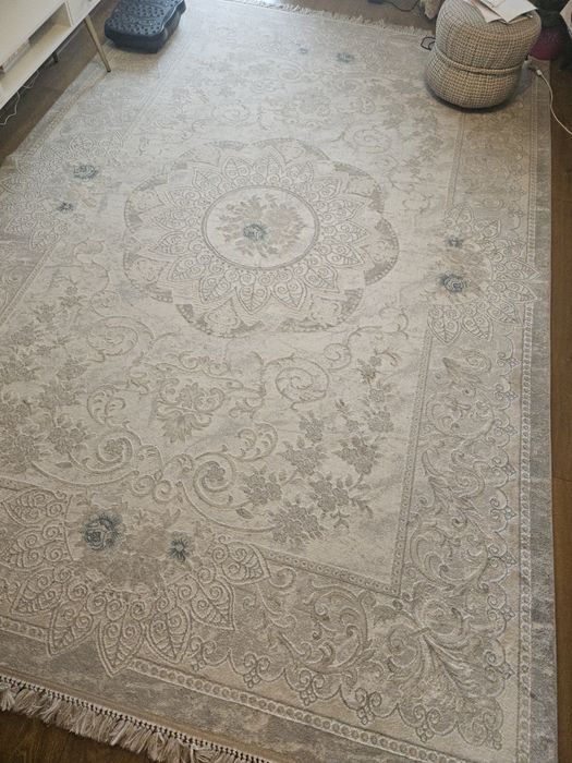 Продам шелковый ковер 2,5 × 3,5 м