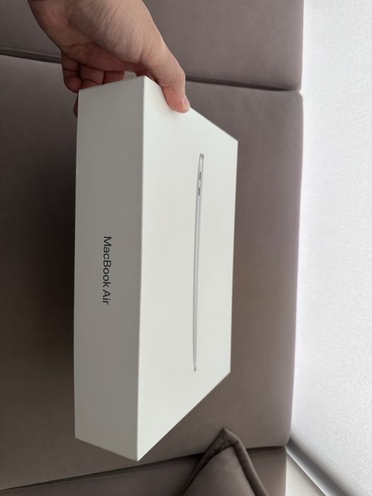 MacBook Air 13 (13,3, 8 GB 256, GB SSD)