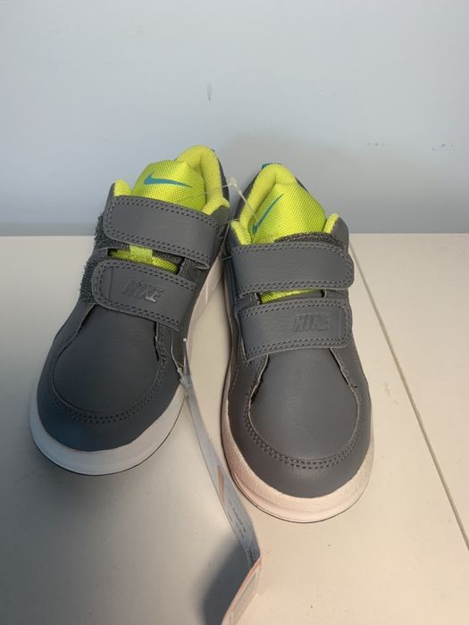 Adidasi Nike pentru copii - noi cu eticheta