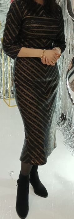 Продается нарядное платье Isabel Garcia