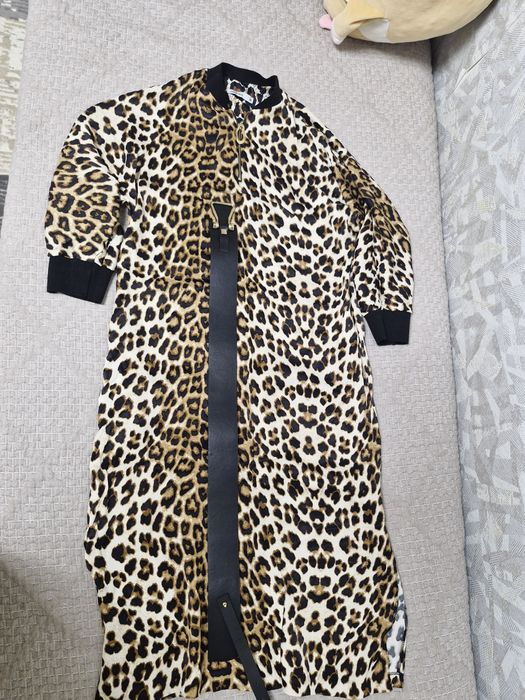 Продам все платья за 5000