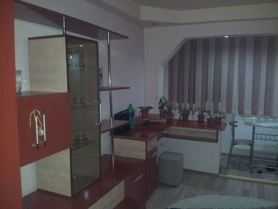 Garsonieră de închiriat !