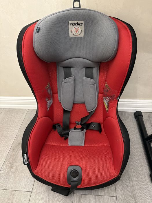 Атокресло peg perego