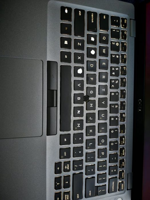 Laptop Dell 14" 5411, i5, 16gb DDR4, 500 Gb ssd Nvme