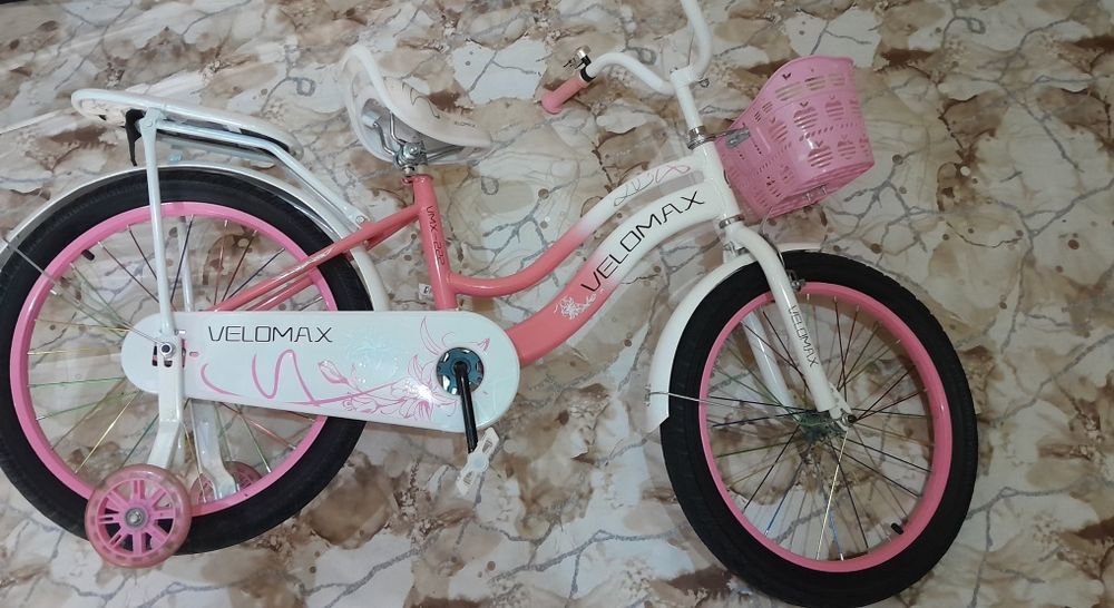 Qizlar uchun velosiped sotiladi. Продаётся велосипед для девочек