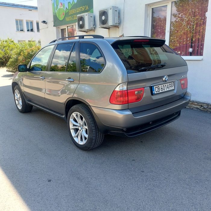 BMW   Х5 феислиф