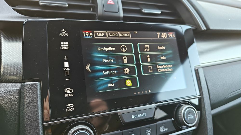 Honda Civic 1.0 L, i-VTEC Turbo, AT CVT, Elegance, Navi + Camera