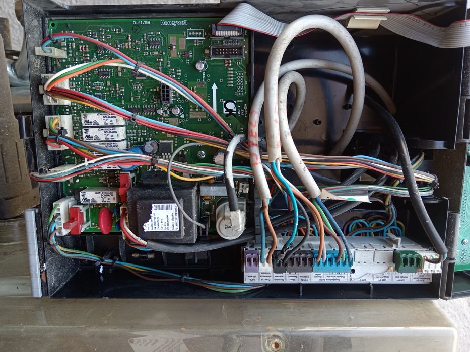Centrala termica  pe gaz  54 kw 2 buc