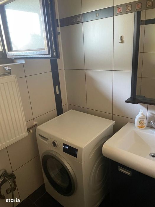 Locuință elegantă cu curte amenajată –  în spatele Pieței Delfinul