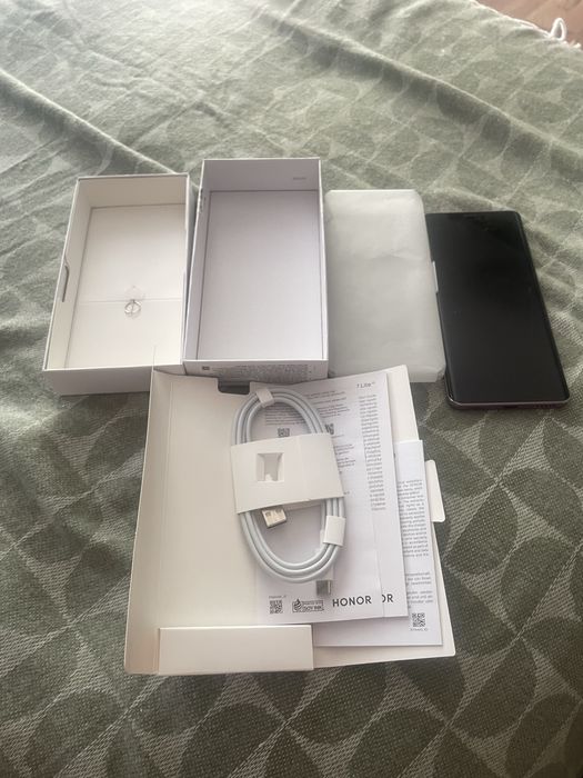 Honor Magic 7 Lite Лилав