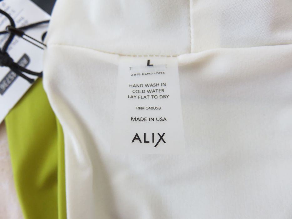 Къс топ Alix за плаж, M - L, нов