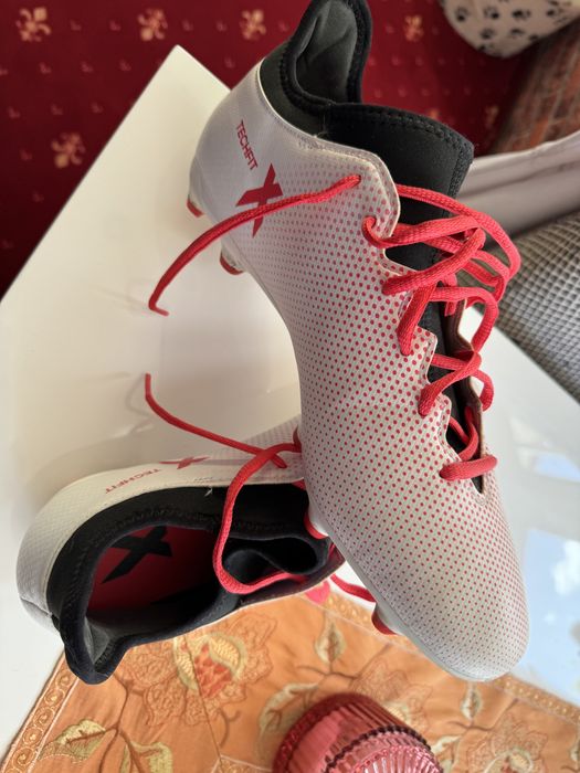 Ghete Adidas cu crampoane noi