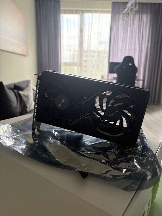 Видео карта Gigabyte RTX 5060 8GB windforce