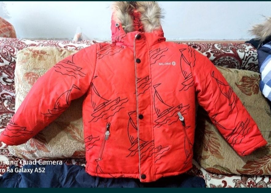 Продам куртку и штаны на мальчика