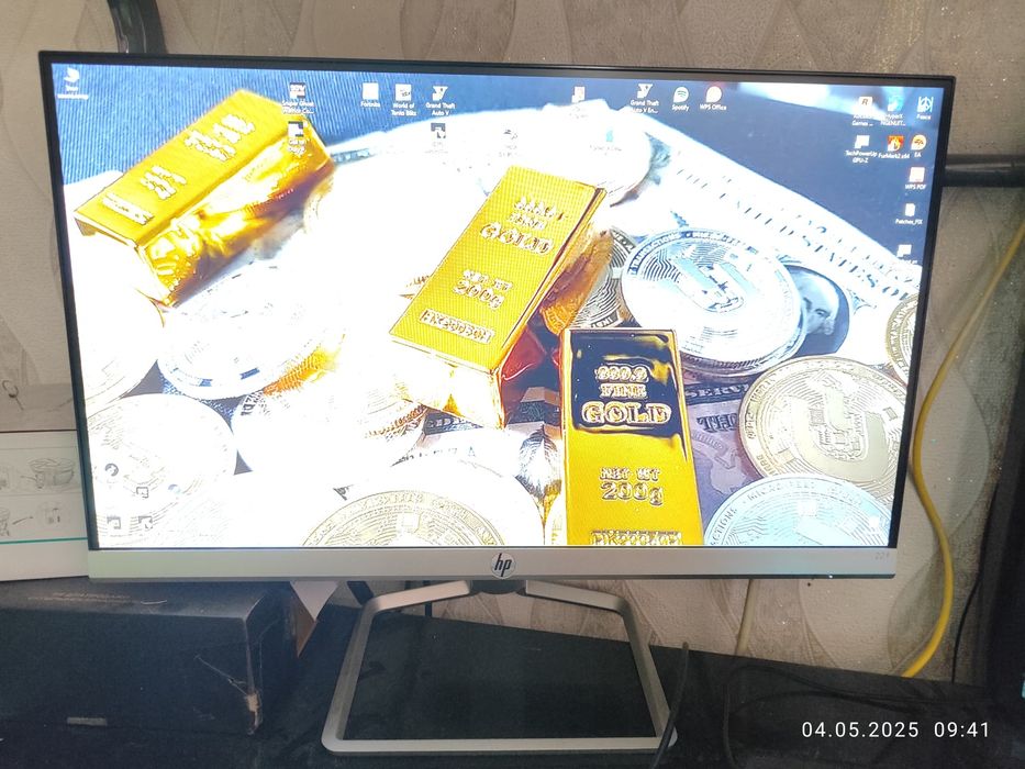 Монитор HP в хорошем состоянии