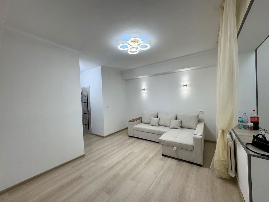 СРООЧНО ПРОДАЕТСЯ СВОЯ 1-комнатная квартира на Юнусабад-2