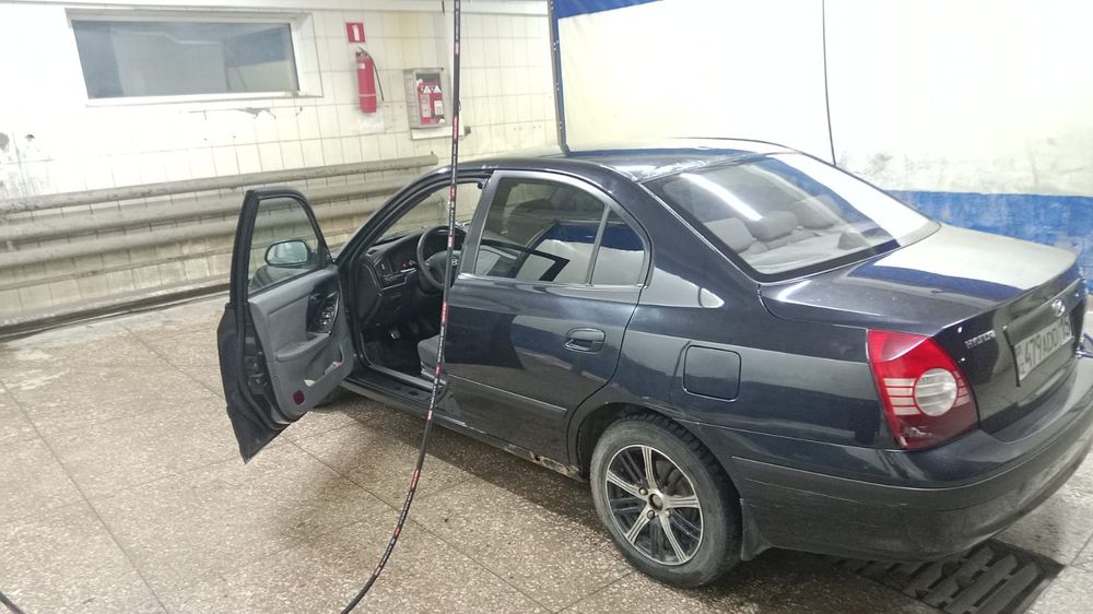 Продам машину Хюндай Елантра!!