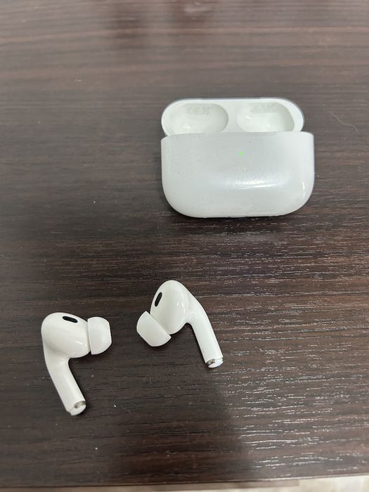 AirPods Pro.