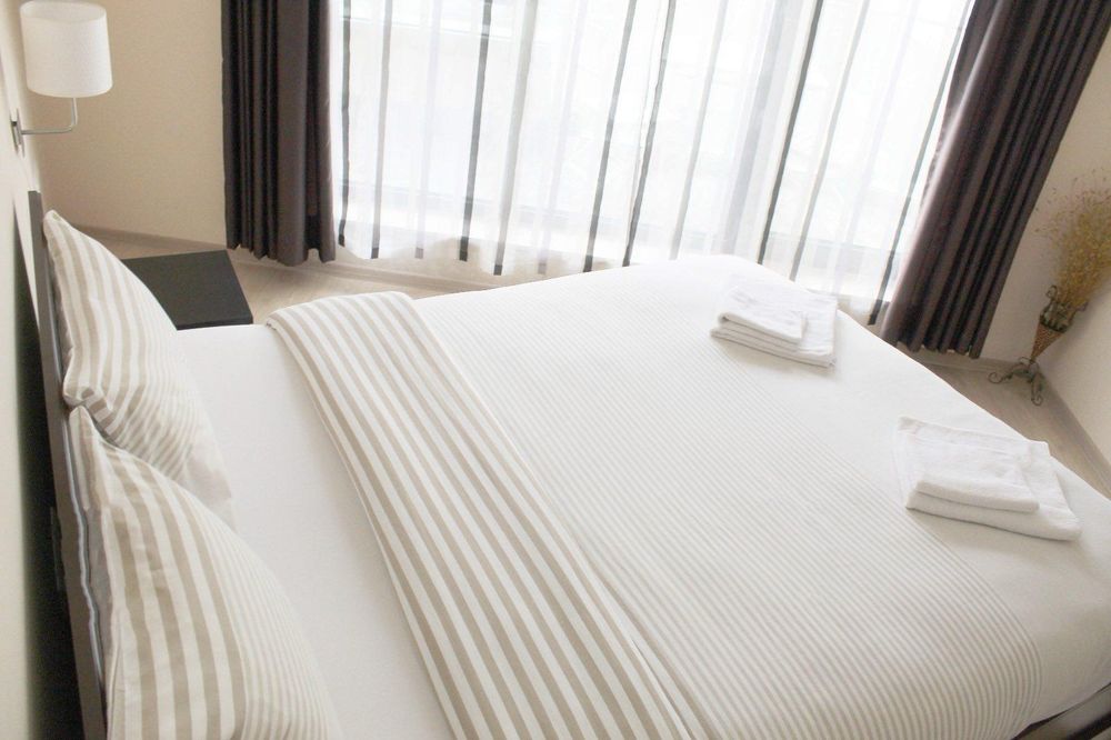 Дава се под наем Двустаен апартамент в Бургас, Център - 70 кв.м за 765 € - Снимка #5