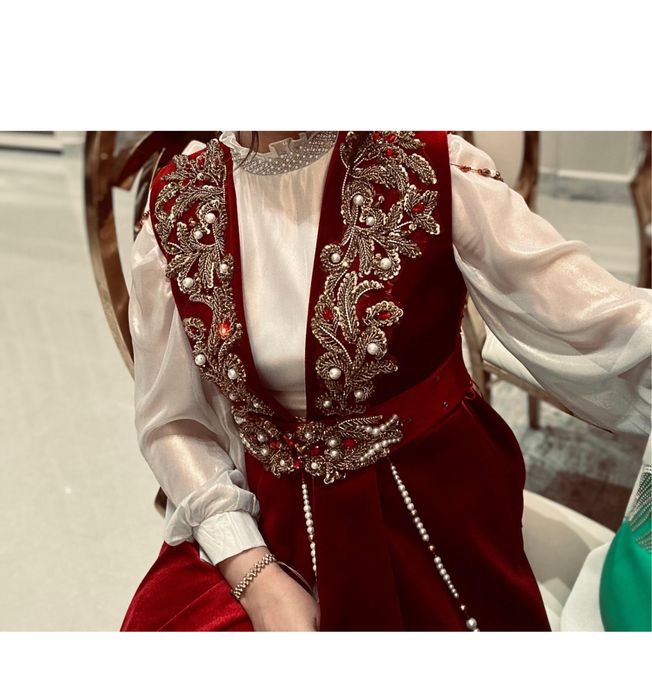 Камзол қазақы нақышта