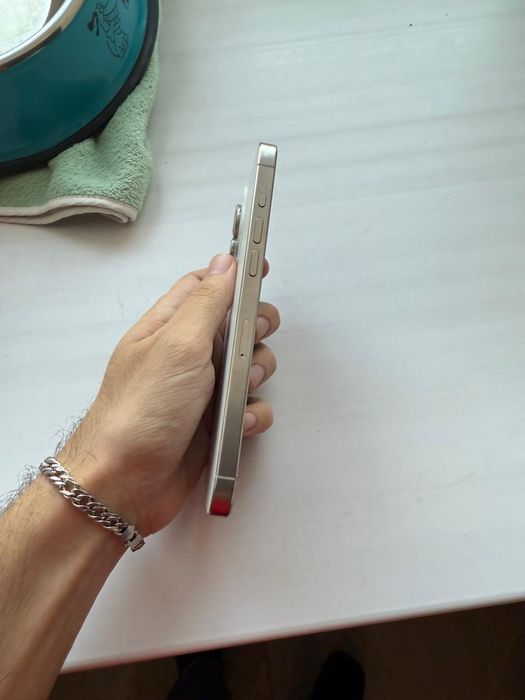 Продам айфон 15 про макс