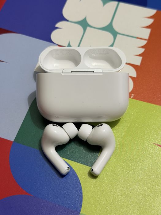 Airpods pro generatia a 3 a.