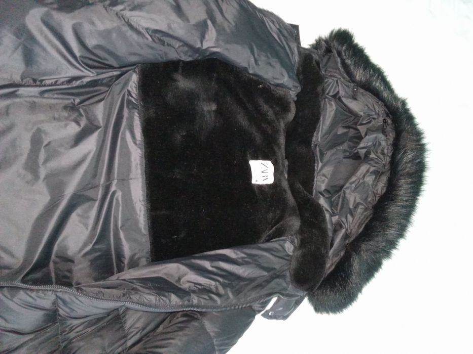 Дамско зимно яке с естествен пълнеж на ЗАРА, размер Л