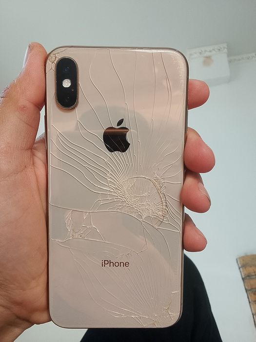 Iphone xs 64 гб емкость 75