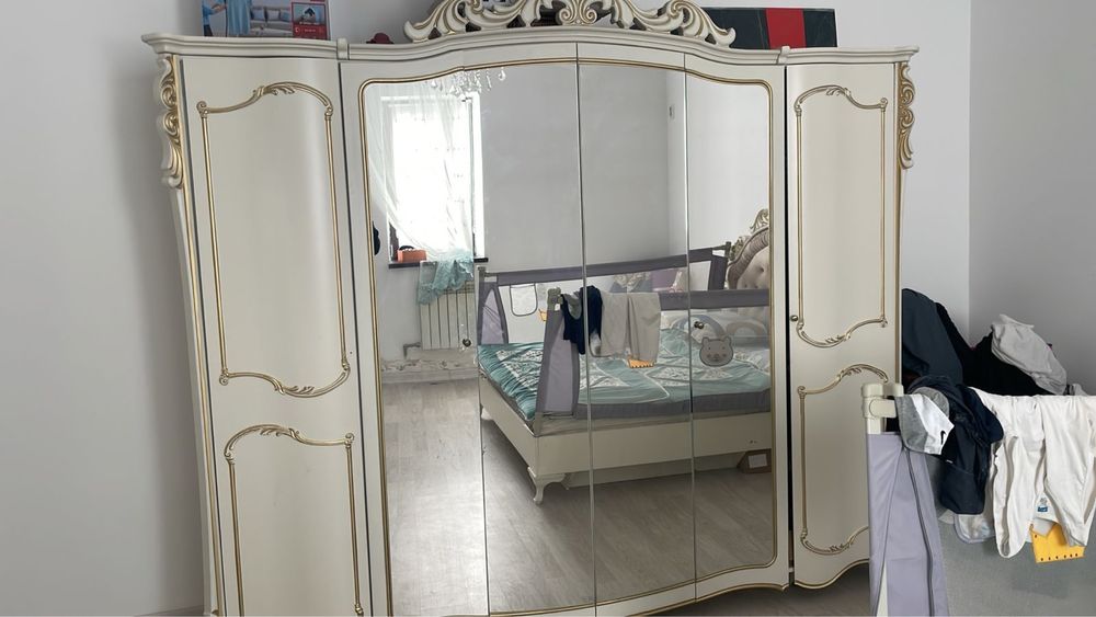 Мебель (кухонный, спальный)