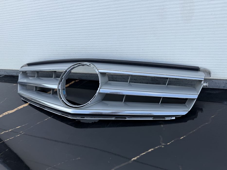 Оригинална решетка Mercedes C-Class W204