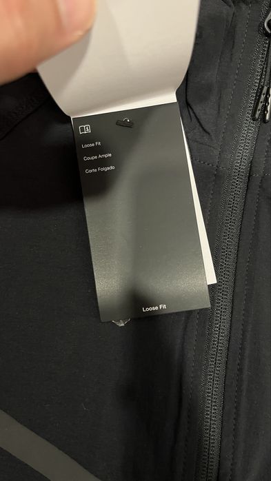 Nike Tech Woven Windrunner Full-Zip Jacket Black
