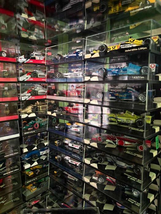 продавам колекция  формула 1 - Minichamps и Spark 1.43  1974 - 2025 г.