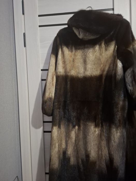 Шуба норковая  30000 тенге