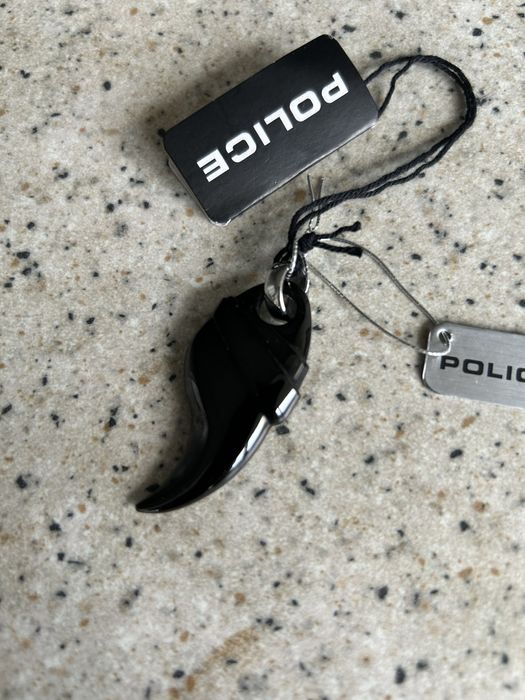 Мъжко колие Police