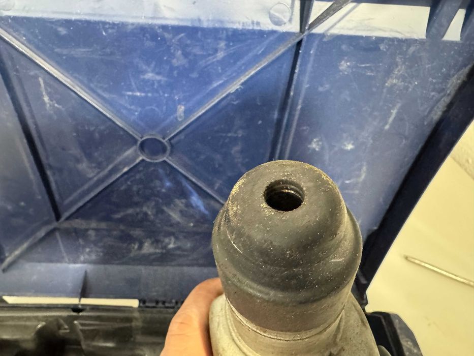 Перфоратор - AEG 650 W / sds