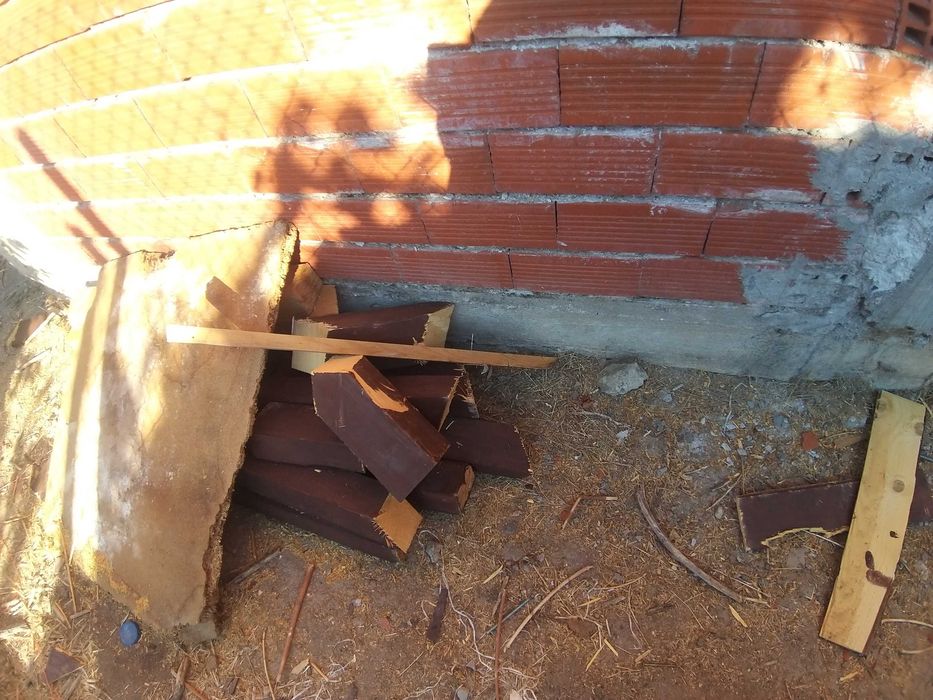 Дърва за огрев от покрив