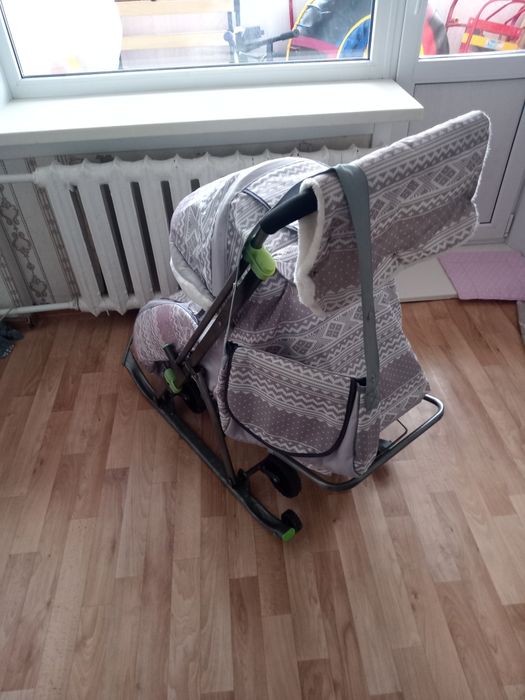 Продам санки в отличном состоянии