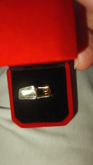 Сребърен пръстен с цирконий