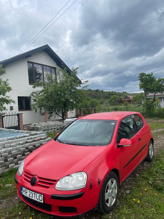 Vând golf 5 1.9 TDI