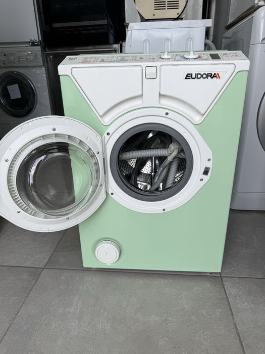 Зелена мини пералня Eudora Baby 3 кг