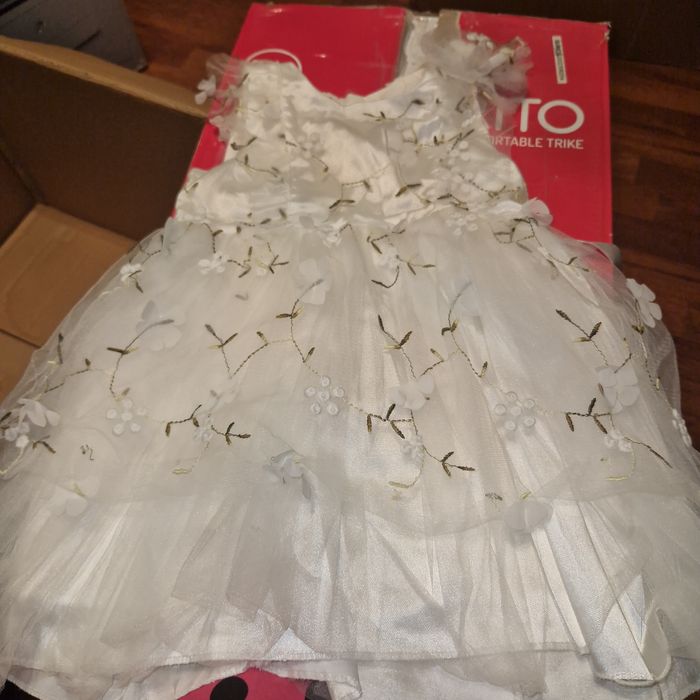 Продам детские  вещи