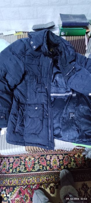 Продам зимнюю куртку