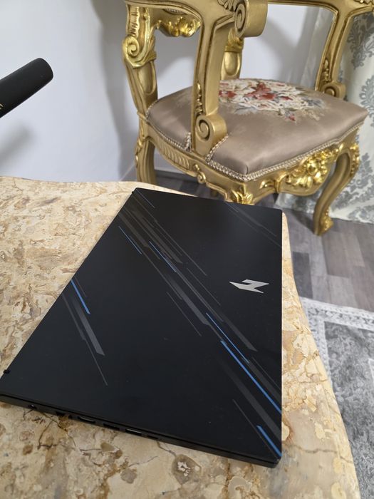 Vând laptop nitro gaming v15