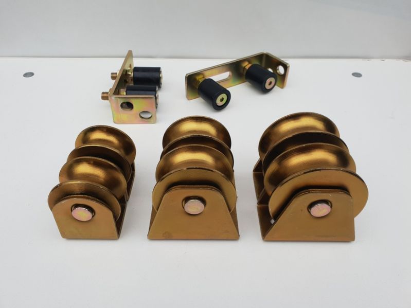 Set role culisante cu ghidaj poarta