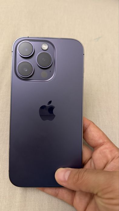 Iphone 14Pro purple