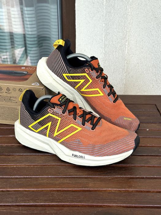 Мъжки обувки New Balance (FuelCell Venym) - номер 44 (28см), Отлично състояние