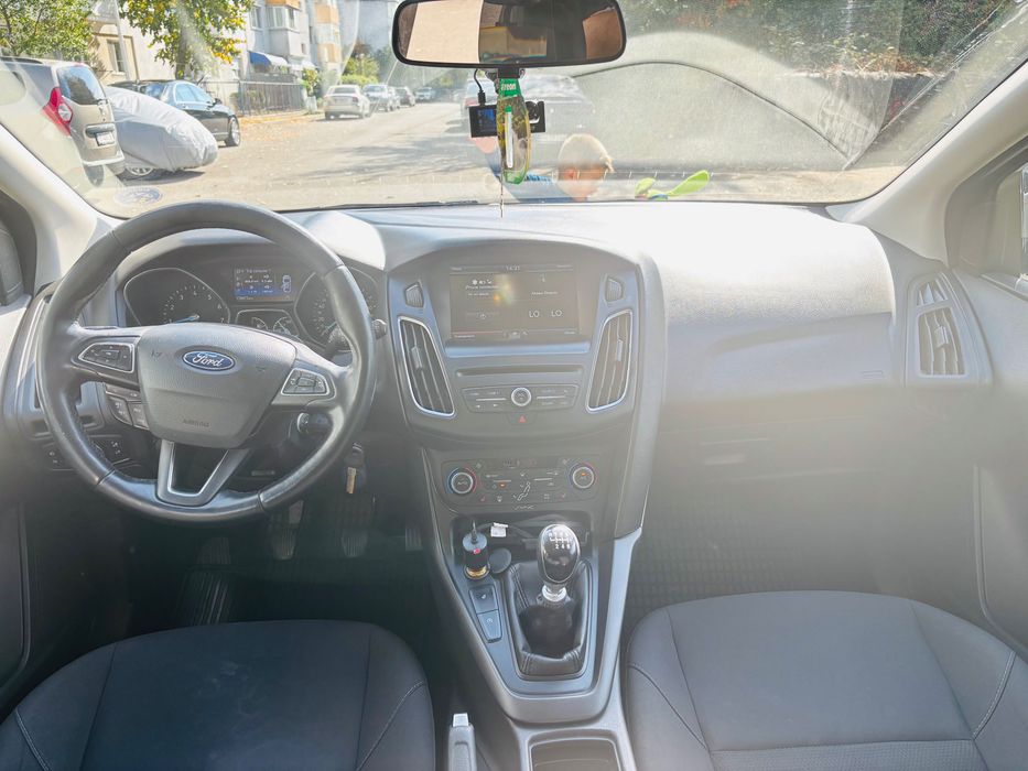 FORD Focus 2015 — imagine 3