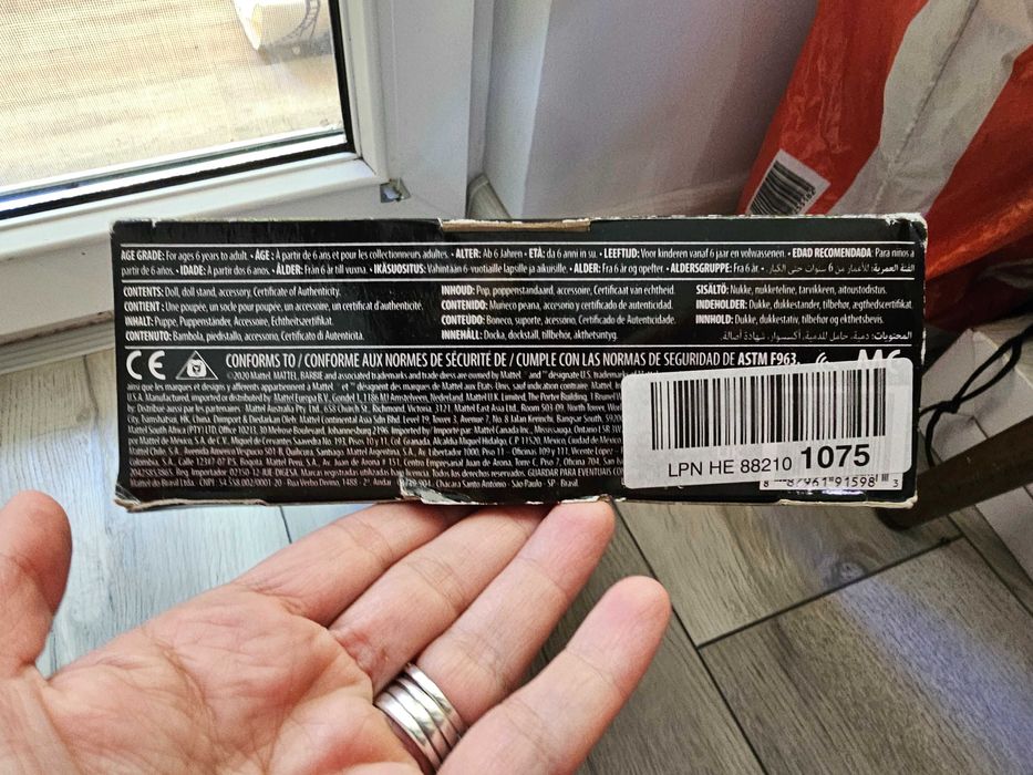 Колекционерска кукла Barbi космонавт-Samantha Cristoforetti