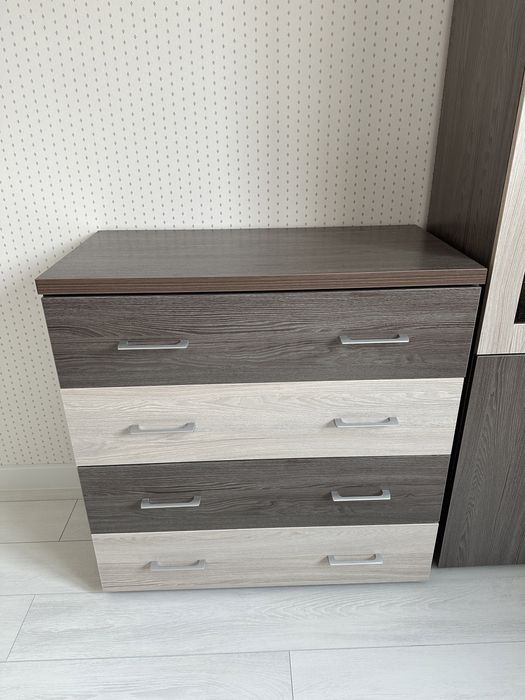 Шкаф и комод комплект